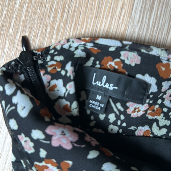 Lulu’s Floral Maxi Skirt Size Medium Sold out - Picture 4 of 8